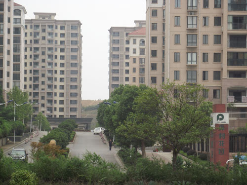 长沙华能供水设备有限公司,智控变频增恒压供水设备销售,智能变频叠压供水设备销售,不锈钢水箱销售